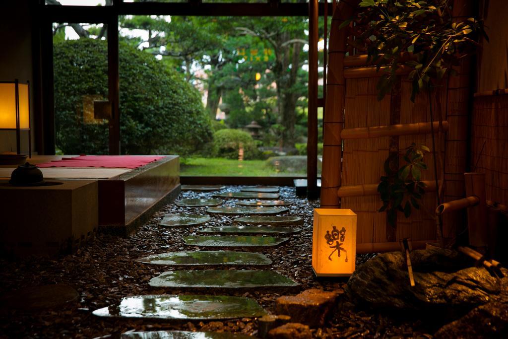 Ryokan Wataya Карацу Екстериор снимка