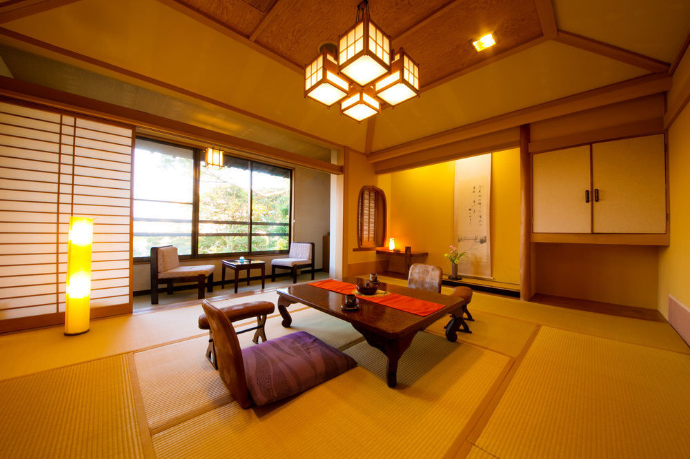 Ryokan Wataya Карацу Екстериор снимка